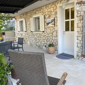  Appartement La Cigale Avec Grand Terrasse France